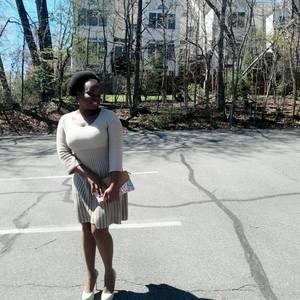 Meet your Posher, Maame